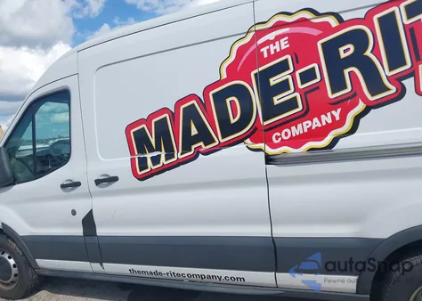 2017 Ford Transit-250 z USA, uszkodzony, nr VIN 1FTYR2DM2HKA70763